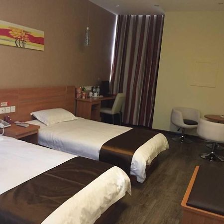 Thank Inn Chain Hotel Jiangsu Xuzhou Jiawang Century Square Extérieur photo